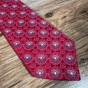 Saks Fifth Ave - Red/Light Blue Geometric GUL Floral Pattern 100% Silk Tie
